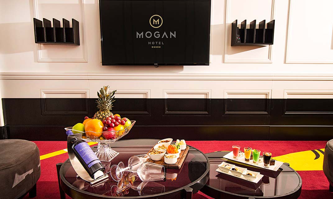 Mogan Hotel